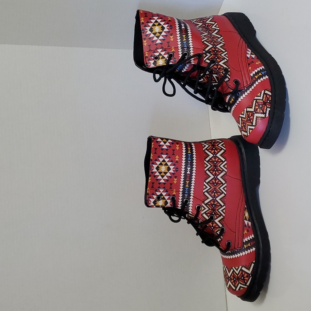 New!  Yes We Vibe Vegan Leather Aztec Red Bohemian Boots, 10.5 Men/12 Women - Picture 7 of 8